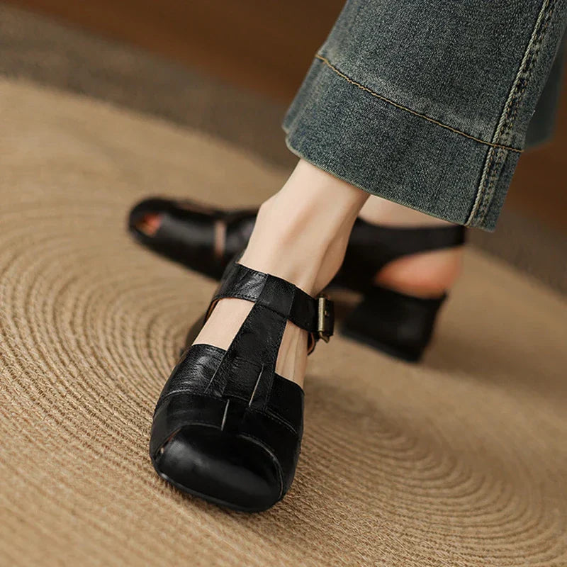 Coralia | Sandalen met dikke hak
