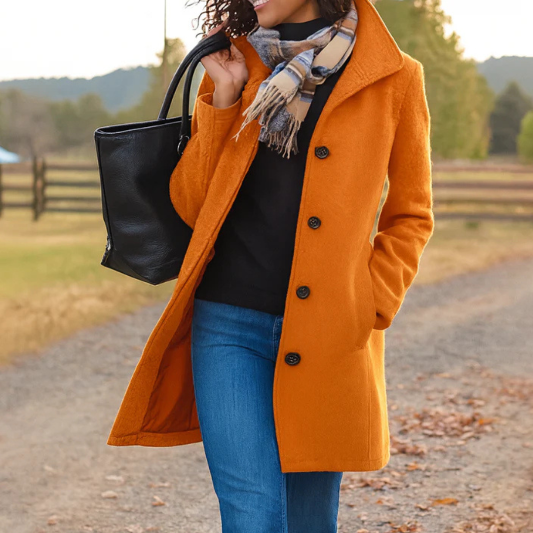 Lotte | Klassieke jas met elegante knopen